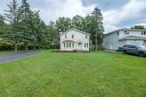 Exterior - 540 Helendale Rd, Irondequoit, NY 14609 photo 8 of 8