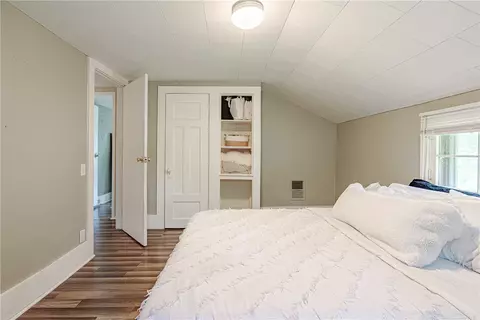 Bedroom - 540 Helendale Rd, Irondequoit, NY 14609 photo 4 of 5
