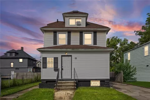 11 Santee St, Rochester, NY 14606