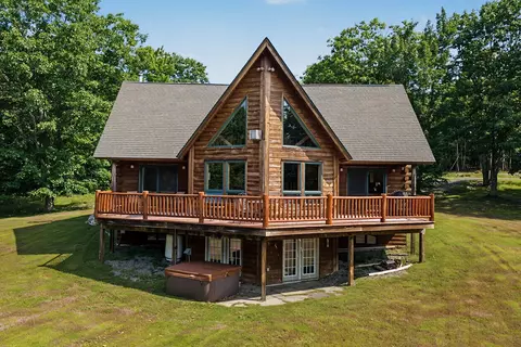 367 Wood Rd, Middletown, NY 12430