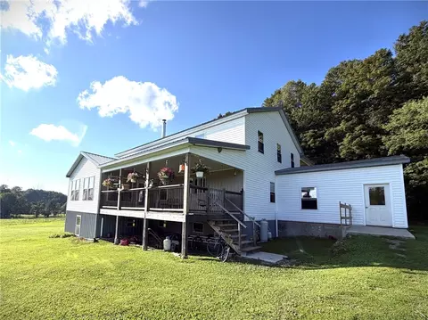 9480 Ravlin Hill Rd, French Creek, NY 14724