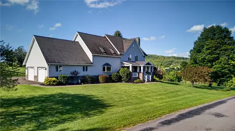 817 May Hill Rd, Columbia Cross Roads, PA 16914