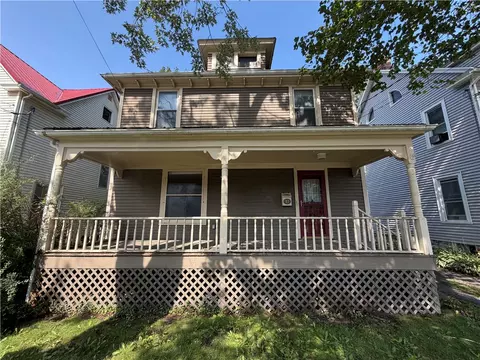 13 Montclair Ave, Batavia, NY 14020