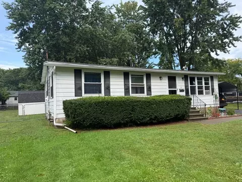 Exterior - 63 Mill St, Waterloo, NY 13165 photo 4 of 8