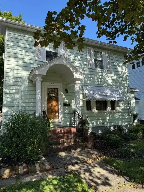 912 Farnham St, Elmira, NY 14901