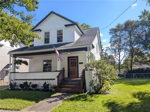 219 W 14th St, Elmira, NY 14903