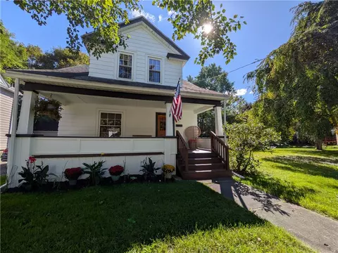 219 W 14th St, Elmira, NY 14903