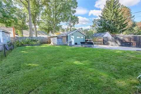 Exterior - 75 Garford Rd, Irondequoit, NY 14622 photo 12 of 12