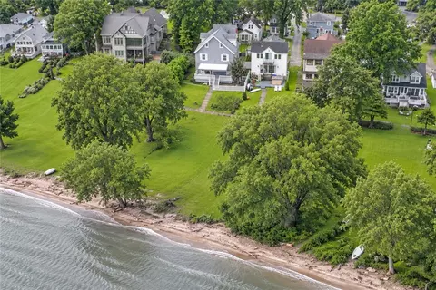 View/Area - 187 Lake, Irondequoit, NY 14617 photo 2 of 6