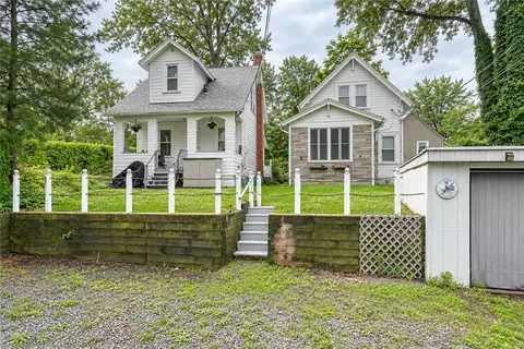 Exterior - 187 Lake, Irondequoit, NY 14617 photo 7 of 9