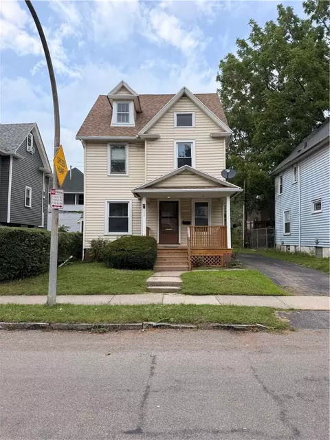180 Barton St, Rochester, NY 14611