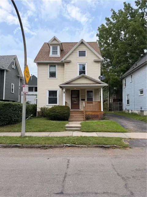 180 Barton St, Rochester, NY 14611