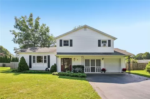 71 San Marie Dr, Irondequoit, NY 14622