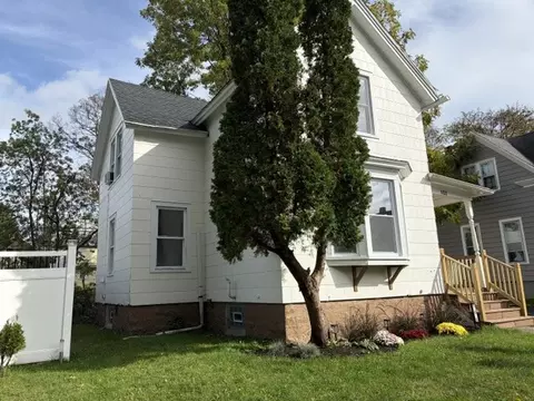 102 Post Ave, Rochester, NY 14619