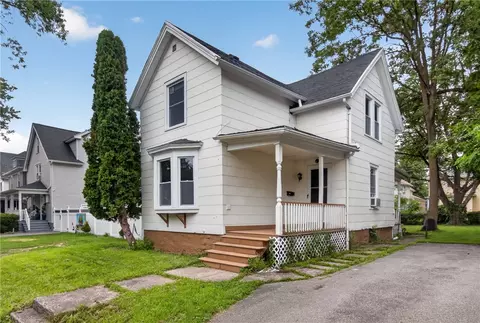 102 Post Ave, Rochester, NY 14619