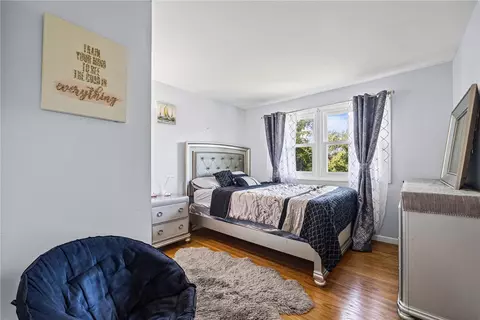 Bedroom - 450 Eileen Dr, Greece, NY 14616 photo 4 of 7