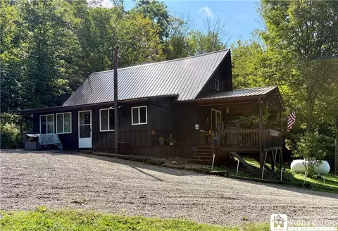 3150 Degroff Rd, Hinsdale, NY 14743 photo 3