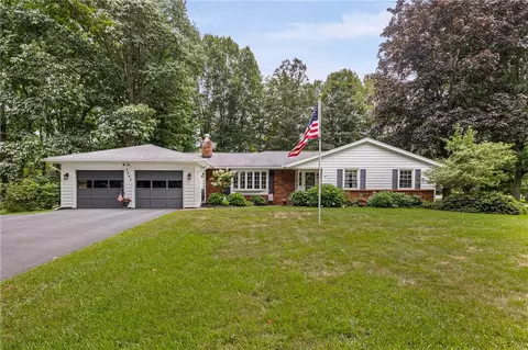 2095 English Rd, Greece, NY 14616