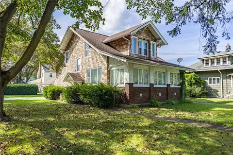 3283 Culver Rd, Irondequoit, NY 14622