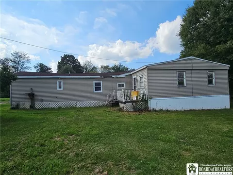2125 Fox Rd, North Harmony, NY 14710