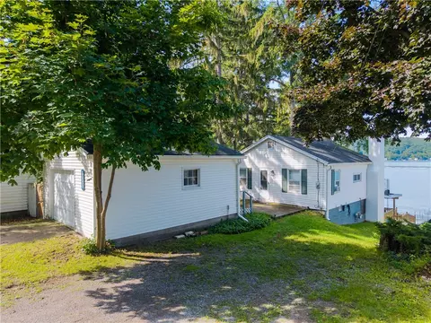 Exterior - 5822 E Lake Rd, Conesus, NY 14435 photo 9 of 10