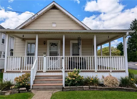 Exterior - 135 Main St, Eldred, PA 16731 photo 10 of 11