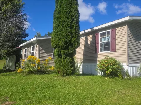 327 Wilcox Rd, Oxford, NY 13830