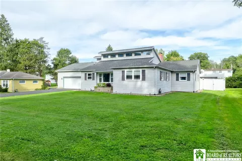 21 Stoneman Ave, Busti, NY 14750