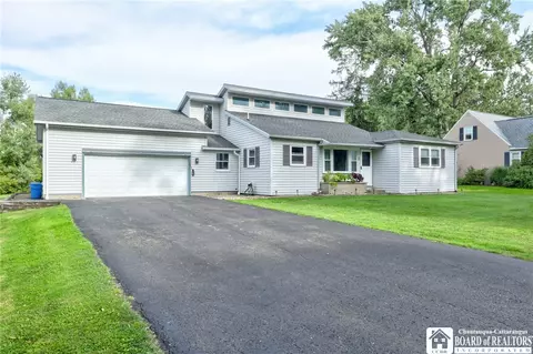 21 Stoneman Ave, Busti, NY 14750