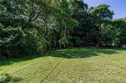 Exterior - 10 Scenic View Dr, Irondequoit, NY 14622 photo 3 of 5