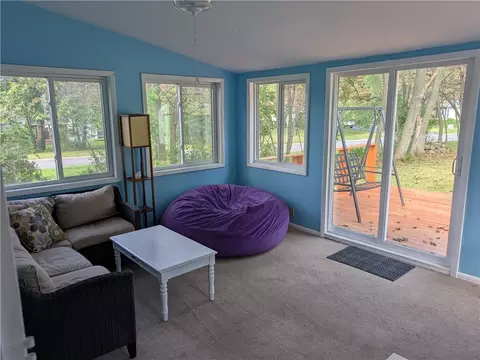 Exterior - 1064 Bay Rd, Webster, NY 14580 photo 2 of 3