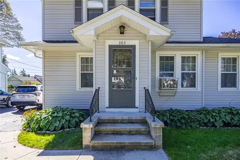 Exterior - 303 Somershire Dr, Irondequoit, NY 14617 photo 3 of 6
