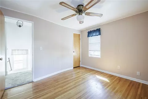 Bedroom - 303 Somershire Dr, Irondequoit, NY 14617 photo 2 of 7