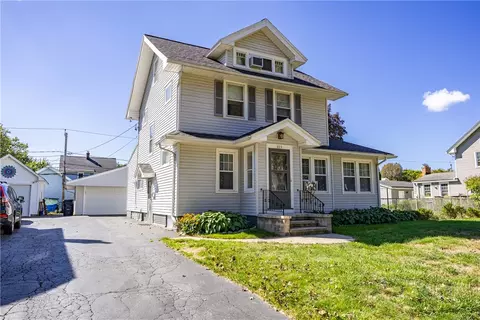Exterior - 303 Somershire Dr, Irondequoit, NY 14617 photo 2 of 6