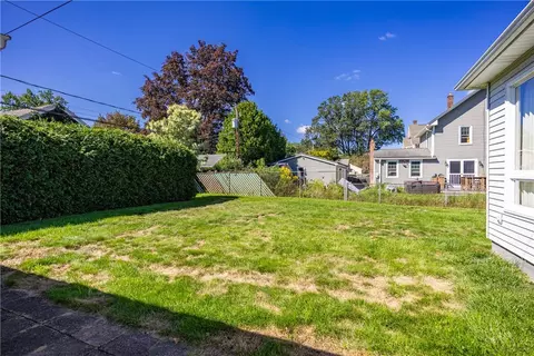 Exterior - 303 Somershire Dr, Irondequoit, NY 14617 photo 5 of 6