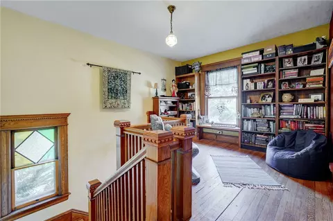 Entry Way - 1877 Ridge Rd, Webster, NY 14580 photo 5 of 7