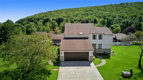 9 Valleybrook Dr #59, Bradford, PA 16701