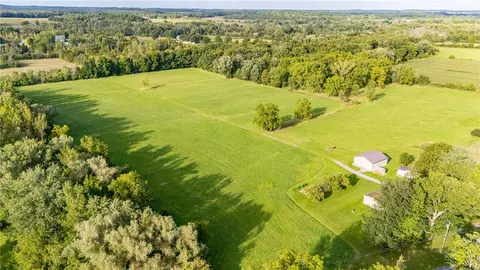 Dewey Road, Manchester, NY 14548