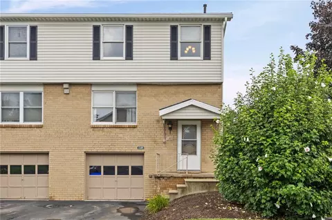 1149 Hampton Dr, Victor, NY 14564