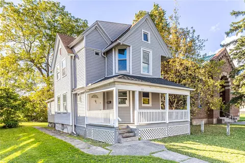 869 Genesee St, Rochester, NY 14611