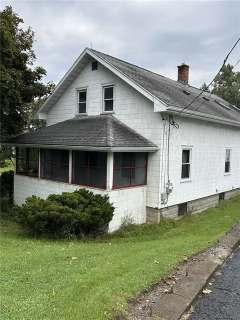 1709 Lehigh Station Rd, Henrietta, NY 14467