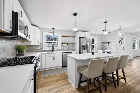 Kitchen - 75 Astronaut Dr, Irondequoit, NY 14609 photo 1 of 5