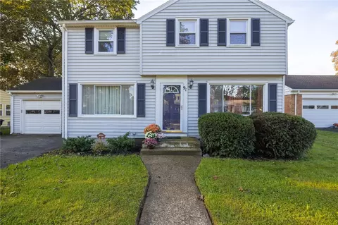 Exterior - 91 Armstrong Ave, Irondequoit, NY 14617 photo 2 of 4