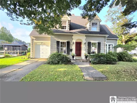 185 Clyde Ave, Jamestown, NY 14701