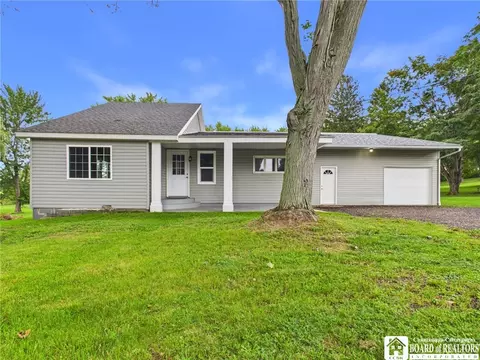 46 S State St, Ripley, NY 14775