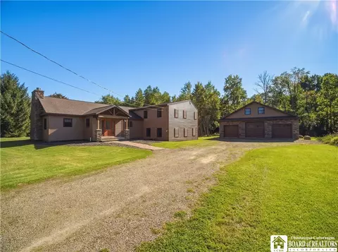 5105 W Lake Rd, Mayville, NY 14757