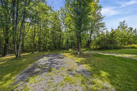 Exterior - 4231 Vine Rd, Jerusalem, NY 14527 photo 9 of 12