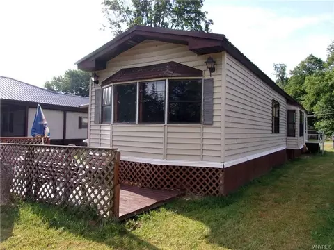 8901-52 Streamside, Rushford, NY 14777