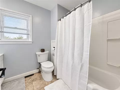Bath - 260 Pardee Rd, Irondequoit, NY 14609 photo 1 of 2