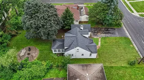 View/Area - 260 Pardee Rd, Irondequoit, NY 14609 photo 3 of 4